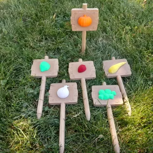 Garden Sign and Attachments - Model thumbnail 5