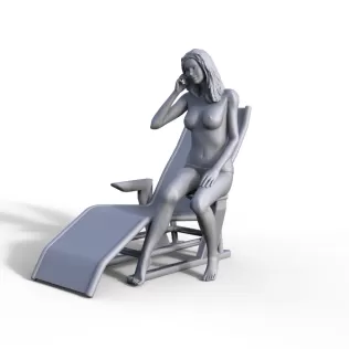 Woman figure for ship model - Model thumbnail 2