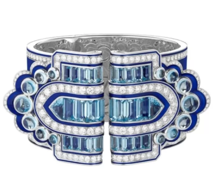 Boucheron Hypnotic Blue bracelet - Model preview 1