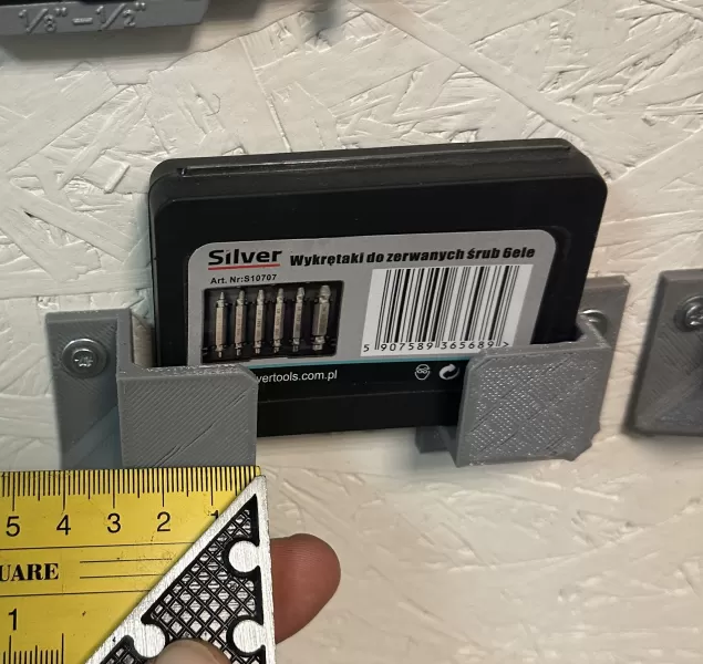 Garage box holder on the wall - Model preview 4