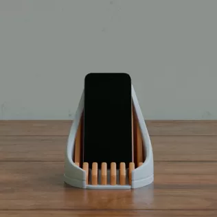 Cyberpunk Phone Stand – Futuristic 3D Printed Smartphone Dock & - Model thumbnail 4