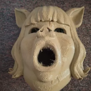 Princess Piggy Mask - Model thumbnail 2