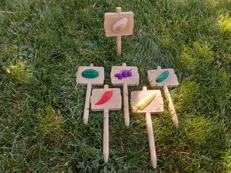 Garden Sign and Attachments - Model preview 7