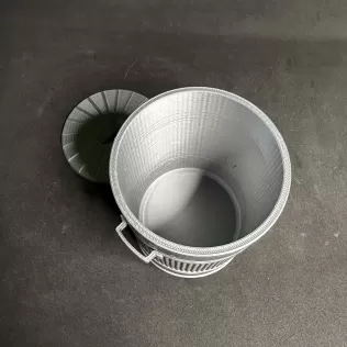 Mini British Desk-Sized Dustbin - Model thumbnail 8