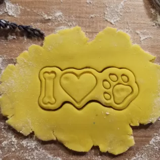 I Love Pet Cookie Cutter, Bone - Heart - Paw Design, Fondant - Model thumbnail 4