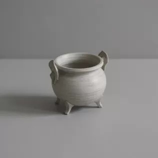 Witch Horned Cauldron - Mystic Candle Holder