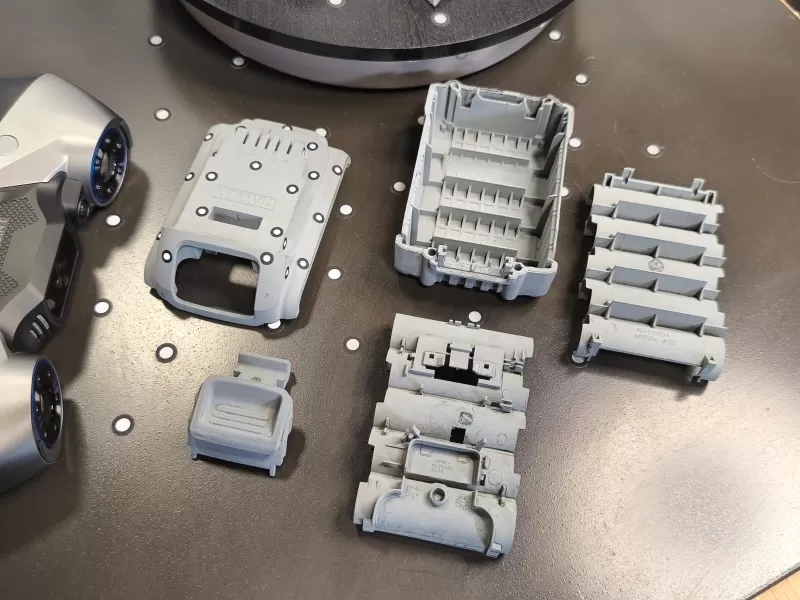 DeWALT 18V 5Ah Battery 3D Scan STL for 3d print - Model preview 10