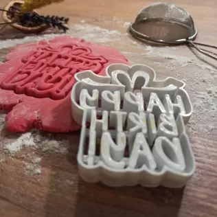 Happy Birthday Cookie & Clay Cutter, Gift Box Style Design - Model thumbnail 2