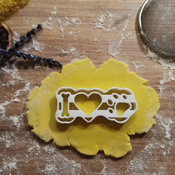 I Love Pet Cookie Cutter, Bone - Heart - Paw Design, Fondant - Model preview 3