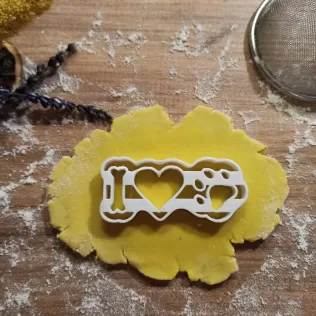 I Love Pet Cookie Cutter, Bone - Heart - Paw Design, Fondant - Model thumbnail 3