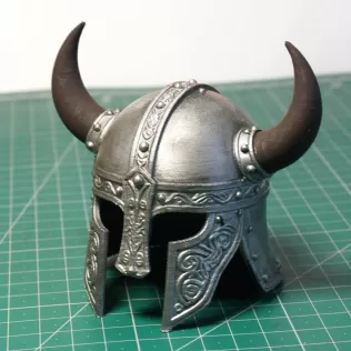 Helmet viking - Model thumbnail 6