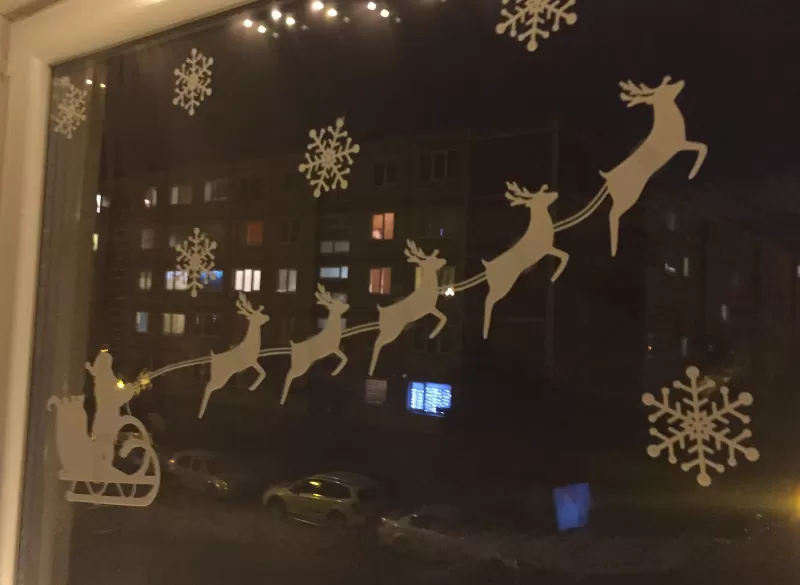 Large window decoration Santa Claus in a sleigh with reindeer - Model preview 3