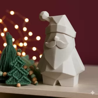 Low Poly Santa Claus Figure | Modern Geometric Christmas Decor - Model thumbnail 5