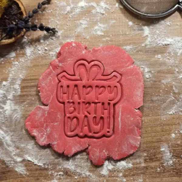 Happy Birthday Cookie & Clay Cutter, Gift Box Style Design - Model preview 3
