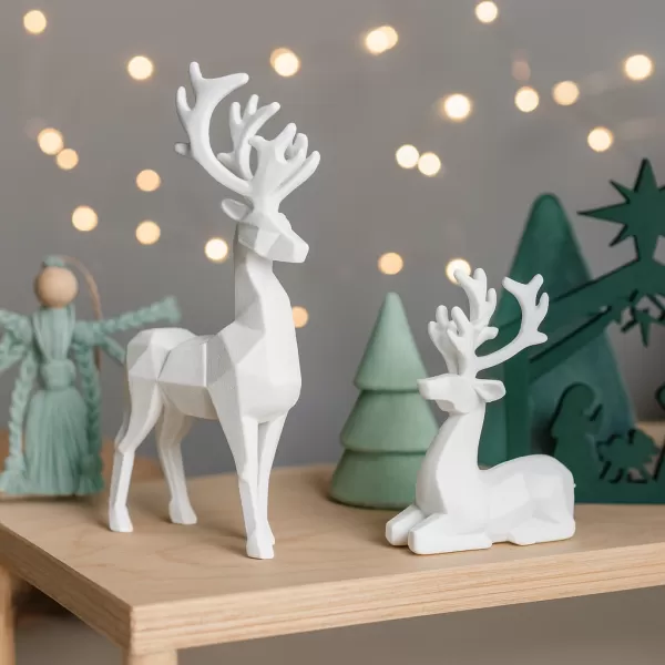 Low Poly Deer Set: 2 pcs. | Christmas Reindeer Figurines - Model preview 2