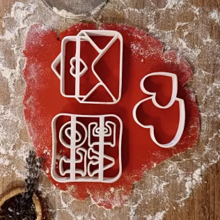 Love Cookie Cutter Set, Valentine’s Day Gift, Double Heart - Model thumbnail 8