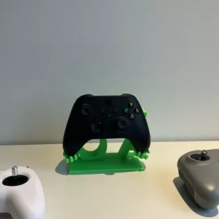 67 Controllerholder - Model thumbnail 2