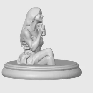 Millie Bobby Brown 3D Bust Print - Model thumbnail 7
