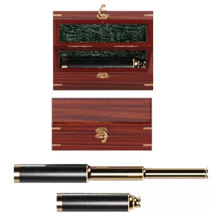A telescope in a wooden case - Model thumbnail 5