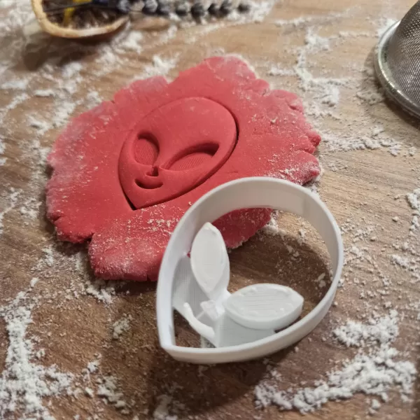 Alien Cookie & Clay Cutter, Gift for Space Lovers, Space Themed - Model preview 4