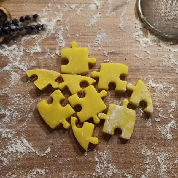 Circle Puzzle Cookie & Clay Cutter, Puzzle with Multiple Cutter - Model preview 1
