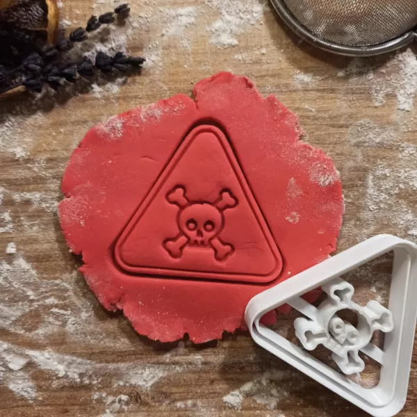 Halloween Poison Skull Cookie Cutter, Halloween Surprise & Gift - Model preview 2