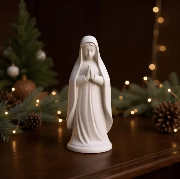 Virgin Mary Praying | Christmas Nativity Madonna Figure - Model preview 6