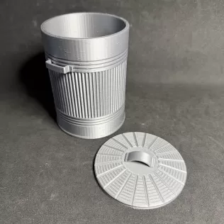 Mini British Desk-Sized Dustbin - Model thumbnail 6