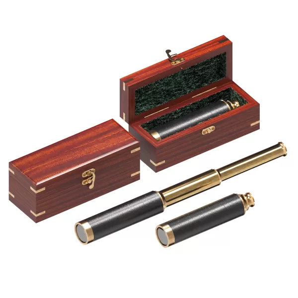 A telescope in a wooden case - Model preview 1