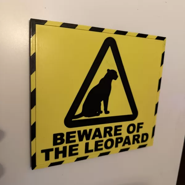 HHGttG Beware of the Leopard Sign - Model preview 7