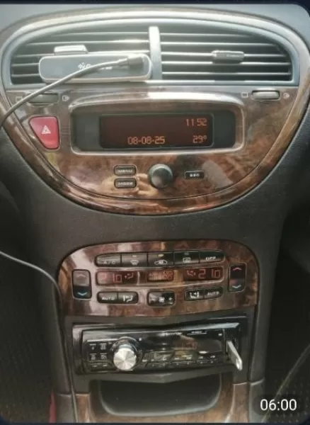 PEUGEOT 607 1 DIN STEREO SPACER - Model preview 3
