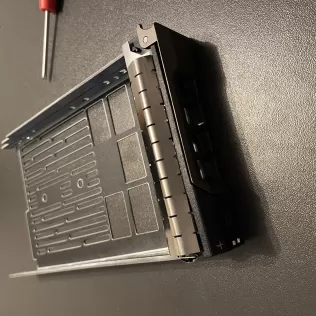 10Inch Rack HDD Mount + Raspberry Pi 4b / NAS - Model thumbnail 6