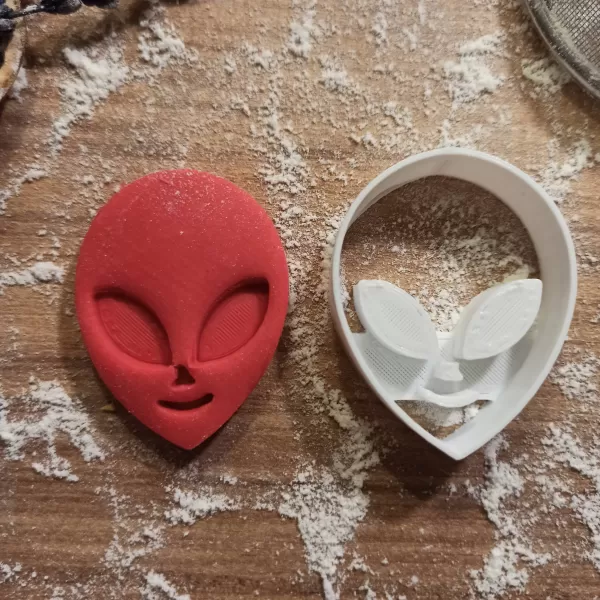 Alien Cookie & Clay Cutter, Gift for Space Lovers, Space Themed - Model preview 3