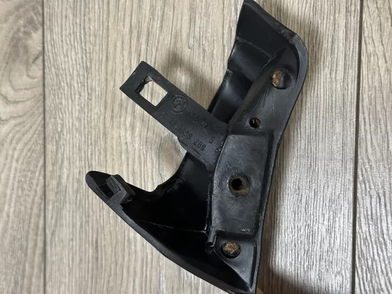 Real scale BMW 3er E30 rear bumper end piece 51121888287 511218 - Model preview 3