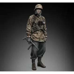 Waffen-XX Soldier Standing Guard STL